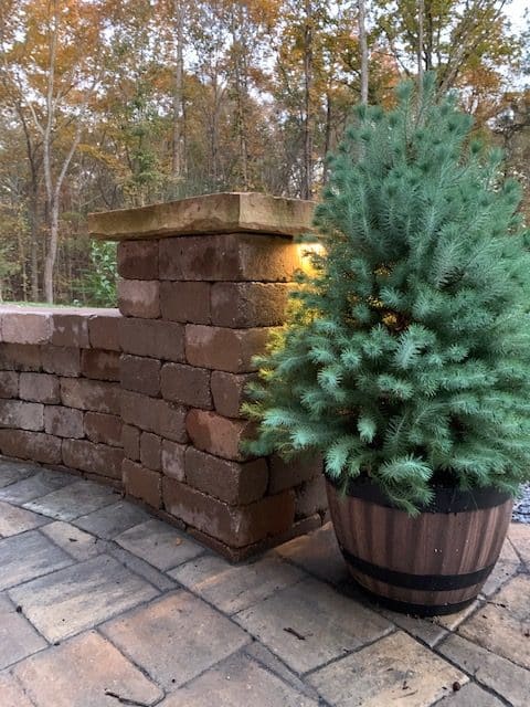 Lakeland Seat wall and column