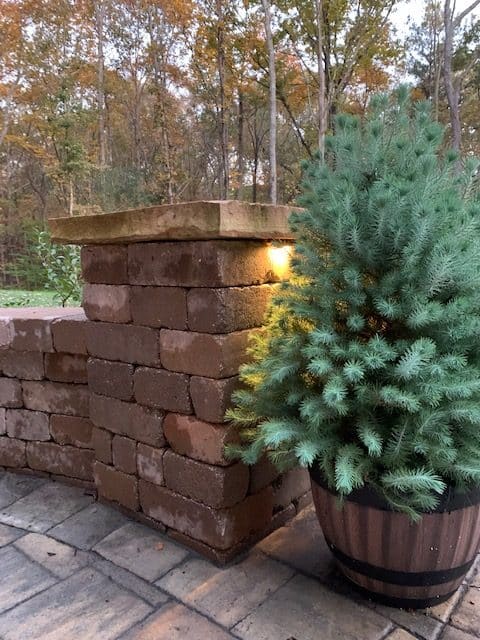 Lakeland column with Crab Orchard cap