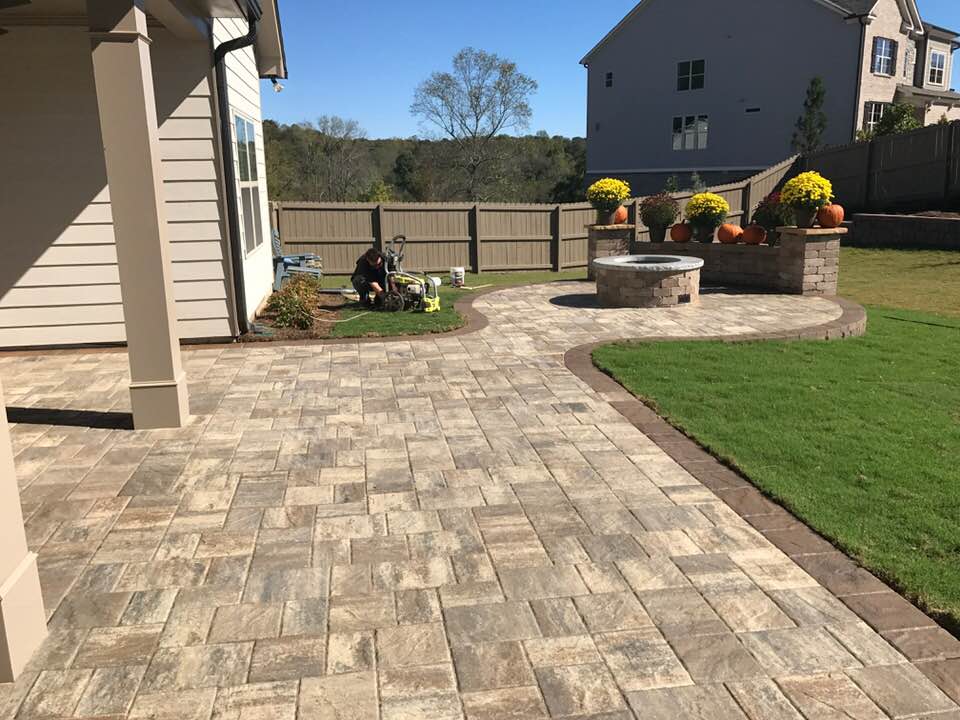 Stonehurst Sierra with Coffee border