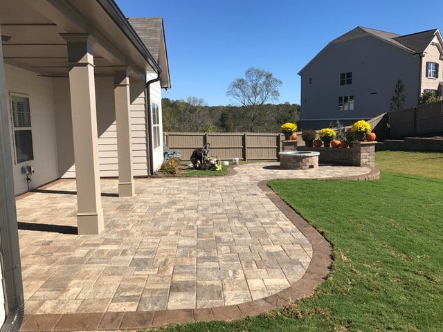 Stonehurst Sierra with Coffee trim